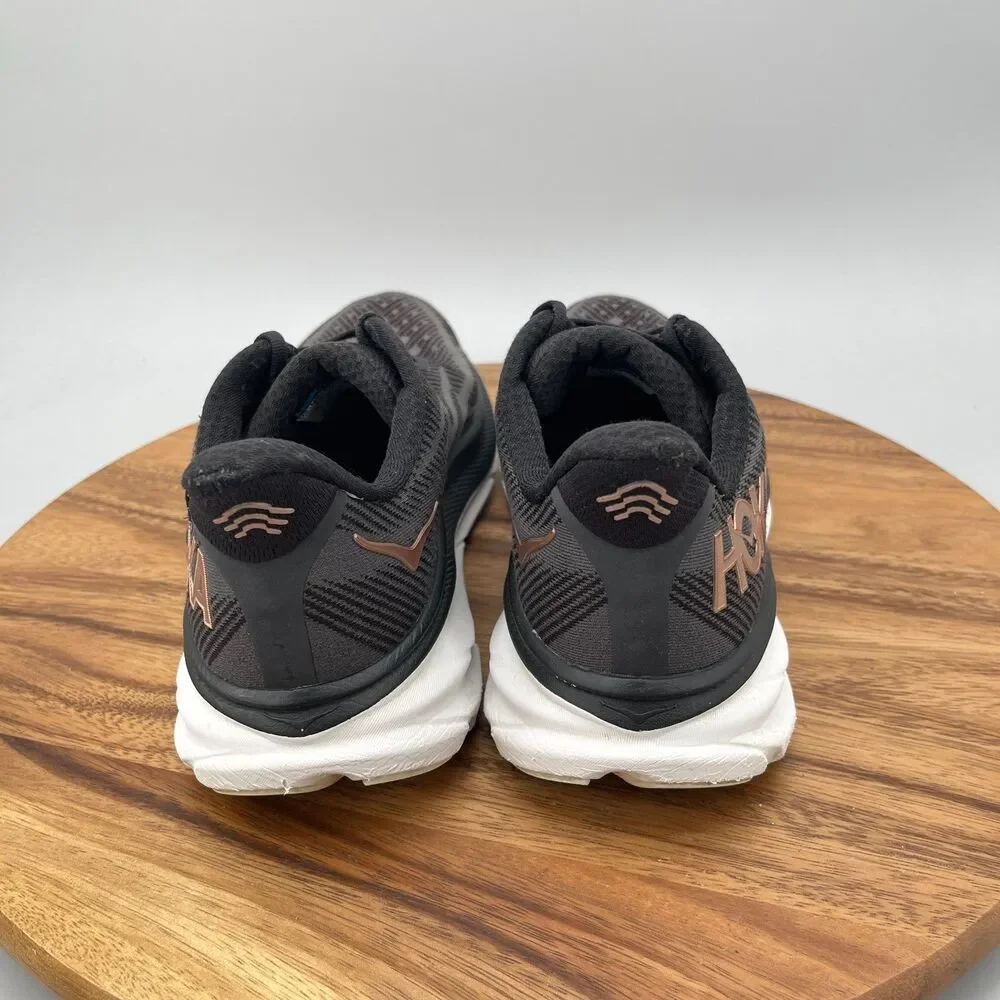 Hoka One One see walking black